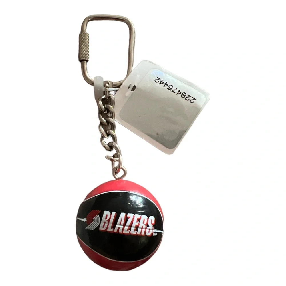 NBA TRAIL‎ BLAZERS LIL’ BRAT keychain